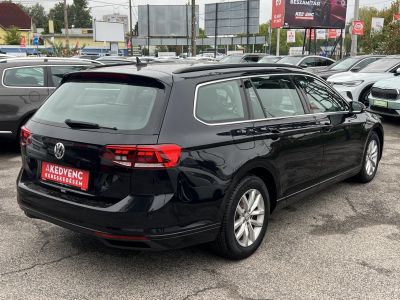 VOLKSWAGEN PASSAT VIII Variant 2.0 TDI SCR Business DSG Végig márkaszervizelt. LED Távtartó Ülésfűtés Navi Bluetooth MEGKÍMÉLT állapot!