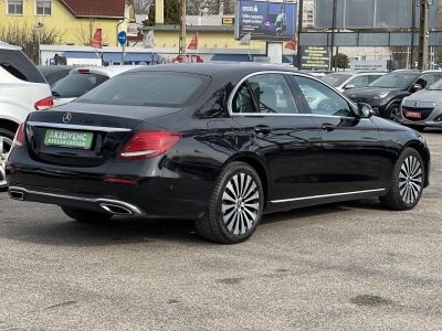 MERCEDES-BENZ E 350 e 9G-TRONIC 150e km. Bőr belső. kamera. frissen szervizelt