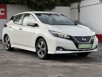 NISSAN LEAF Acenta 40kWh (Automata) 45e km. 270 km hatótáv.Ülésfűtés. kormányfűtés. téli-nyári kerék szett!