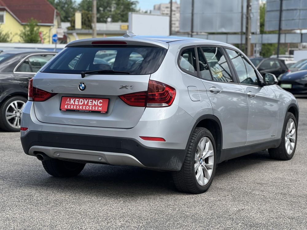 BMW X1 xDrive18d (Automata) xenon. tempomat. lejtmenet. digit klíma. 4 évszakos gumik!