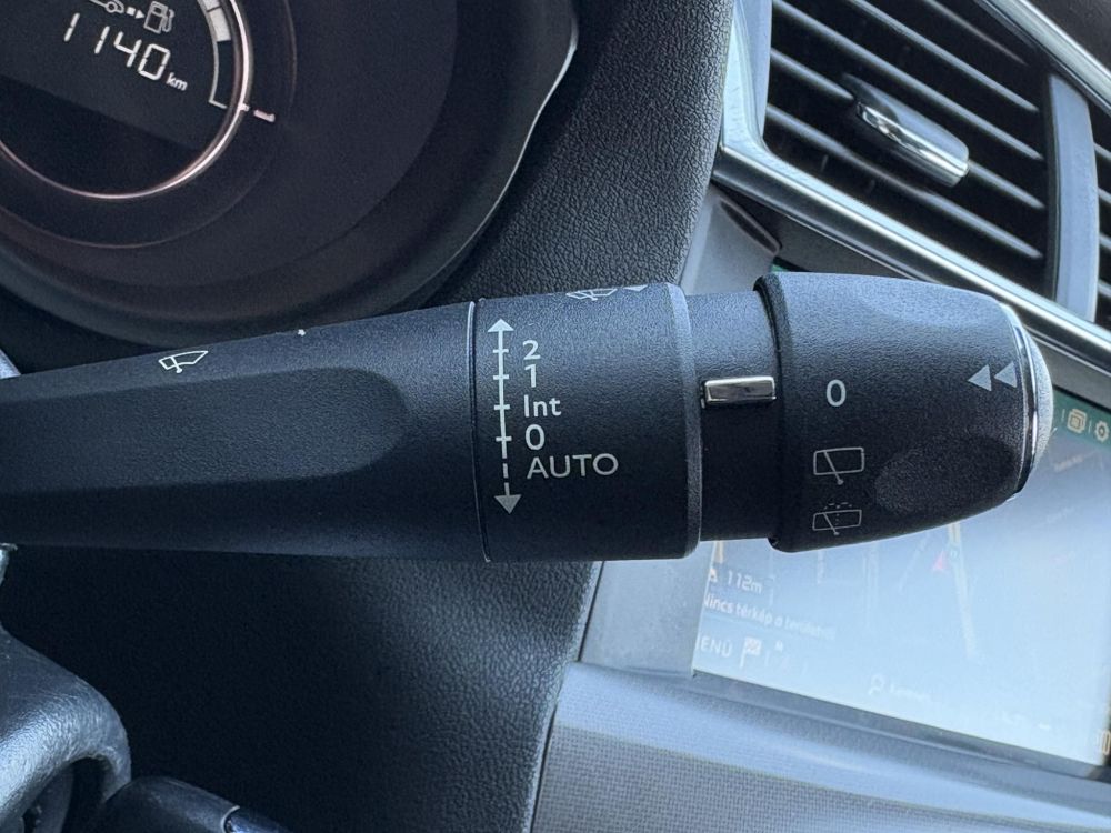 CITROEN C4 1.6 BlueHDi Profi Feel Klíma Tempomat Bluetooth Carplay TGK!