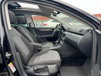 VOLKSWAGEN PASSAT VII Variant 1.6 CR TDI Comfortline BMT DSG M.o.-i. Panorámatető Tempomat Ülésfűtés Bluetooth Vezérlés cserélve!