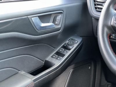 FORD KUGA 2.5 PHEV ST-Line CVT 82e km. 70km elektromos hatótáv. megkímélt állapot!