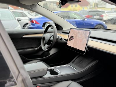 TESLA MODEL 3 Long Range AWD (Automata) 95e km. garanciális. mátrix LED. hőszivattyú. premium hifi