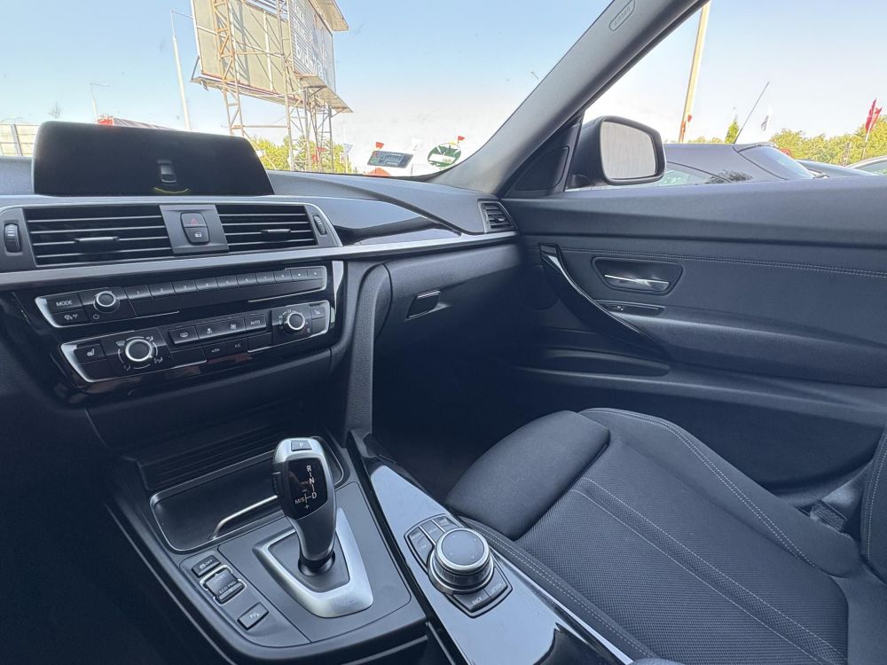 BMW 320 GRAN TURISMO 148e km. ÁFÁS! Téli-nyári kerék!