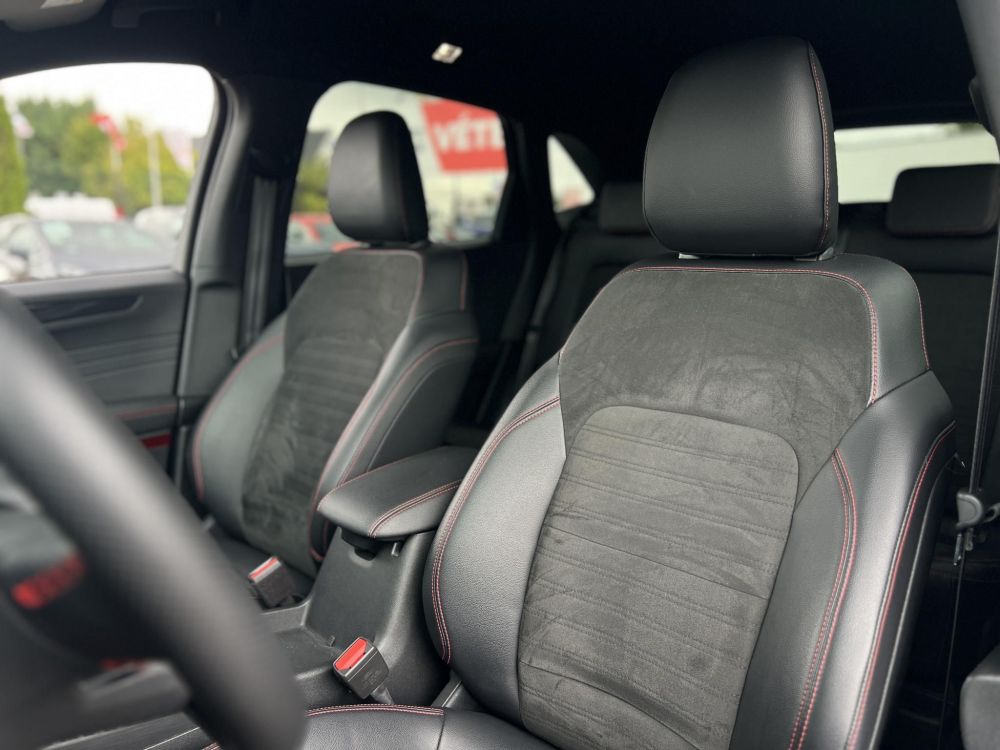 FORD KUGA 2.5 PHEV ST-Line X CVT 85e km. Carplay