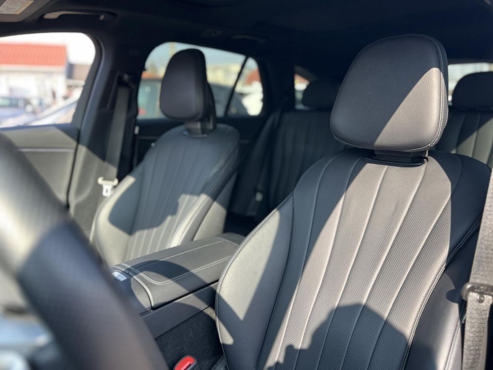 MERCEDES-BENZ E 300 e T 9G-TRONIC Plug-in hybrid AMG. 4D Burmester hifi 3DX2 kijelző Panorámatető Masszázs ülések!