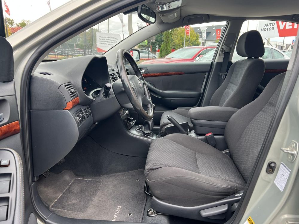 TOYOTA AVENSIS 2.0 D Webasto Ülésfűtés Tempomat Digitklíma