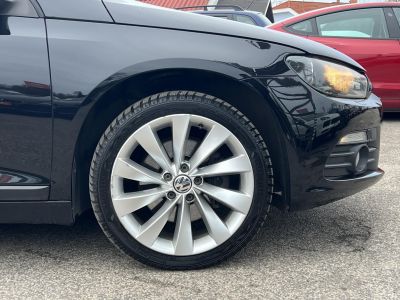 VOLKSWAGEN SCIROCCO 2.0 CR TDI Klíma Tempomat Bluetooth Multi kormány!