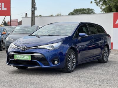 TOYOTA AVENSIS Touring Sports 2.0 Executive CVT Magyarországi. Magasan felszerelt. Rendszeresen karbantartott!