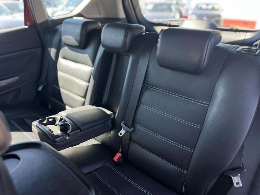 FORD KUGA 2.0 TDCi Titanium 4WD Magyarországi. ülésfűtés. keyless. tempomat. parkolóradar. friss szerviz!
