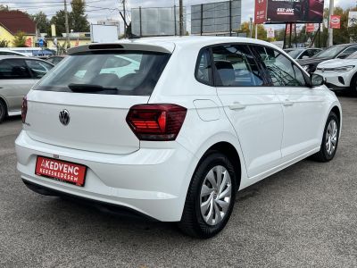 VOLKSWAGEN POLO VI 1.6 TDI SCR Comfortline Klíma Tempomat Navi Bluetooth 4 évszakos gumik!