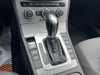 VOLKSWAGEN PASSAT VII Variant 1.6 CR TDI Comfortline BMT DSG M.o.-i. Panorámatető Tempomat Ülésfűtés Bluetooth Vezérlés cserélve!