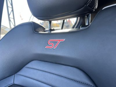 FORD FOCUS 2.3 EcoBoost ST Frissen szervizelt. RECARO. Carplay