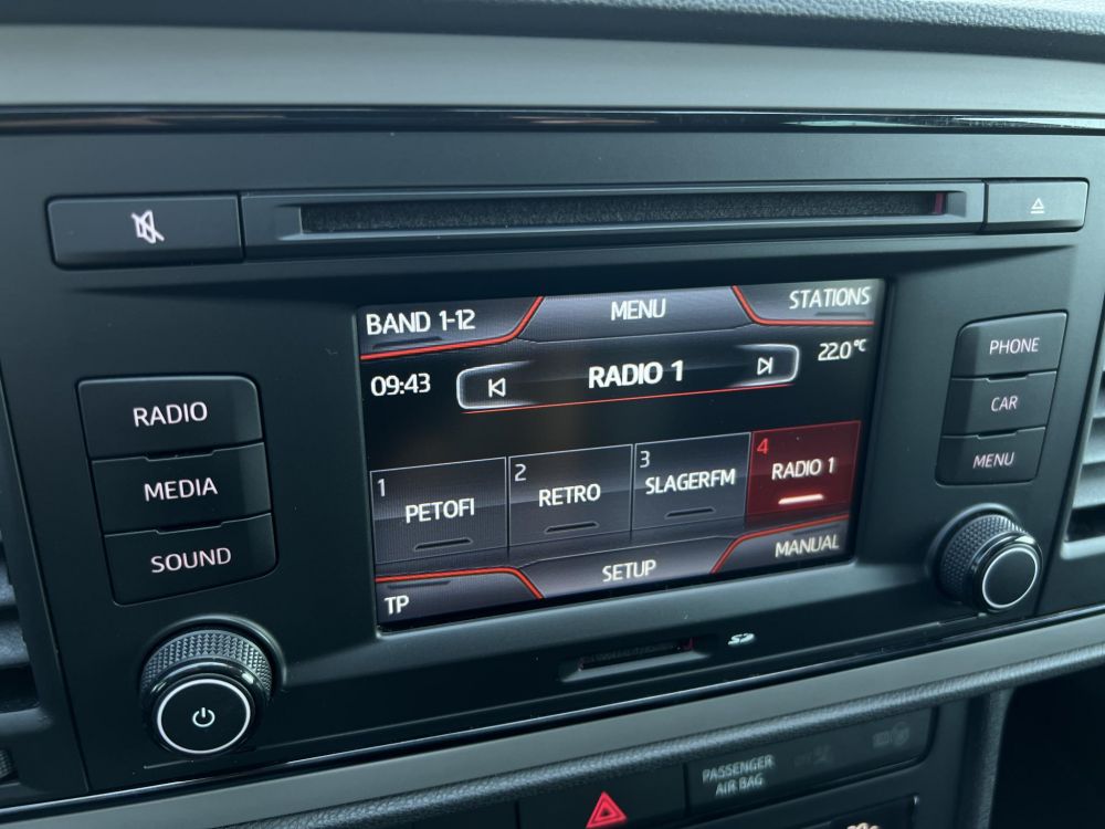 SEAT LEON 1.2 TSi Reference Tempomat Digitklíma Bluetooth Tolatóradar!