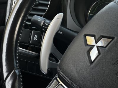 MITSUBISHI OUTLANDER 2.0 PHEV Intense Plus 4WD CVT 114e km