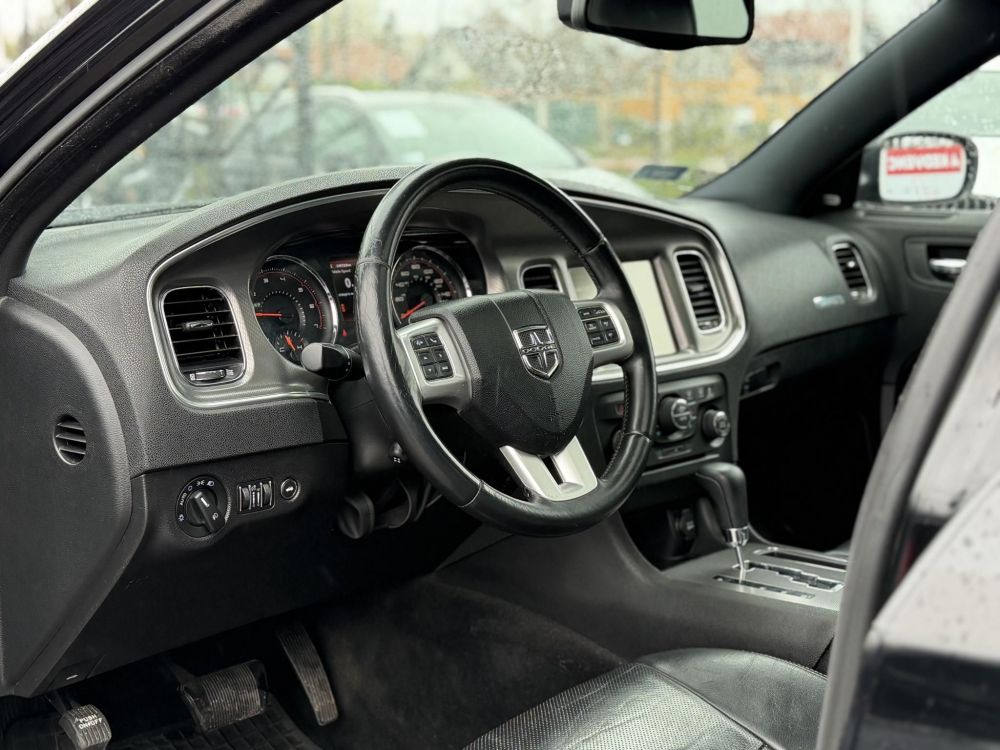 DODGE CHARGER 5.7 Hemi R/T