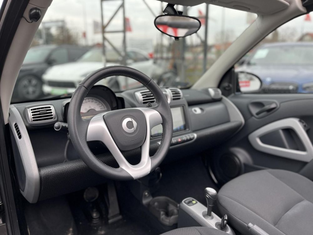 SMART FORTWO CABRIO 1.0 Pure Softip Kormányváltó. ülésfűtés. téli-nyári kerékszett