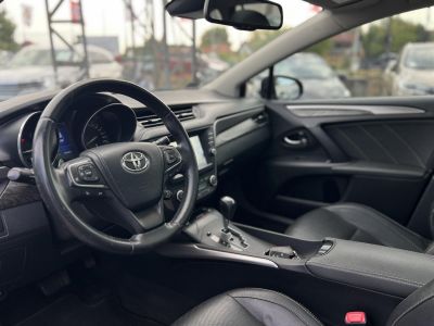 TOYOTA AVENSIS Touring Sports 2.0 Executive CVT Magyarországi. Magasan felszerelt. Rendszeresen karbantartott!