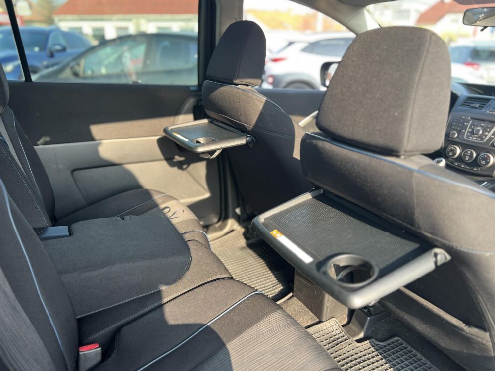 MAZDA 5 1.8 TX 7 személyes FACELIFT. Kétoldali tolóajtó. Új 4 évszakos gumik!