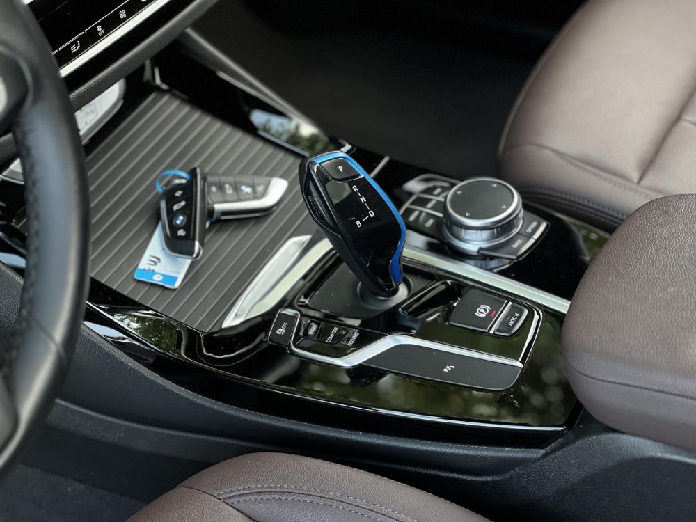 BMW IX3 73,9kWh Konyak bőr. Virtual Cockpit. Panoráma tető. CARPLAY!