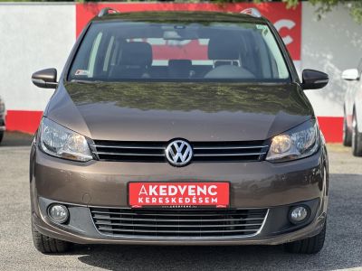 VOLKSWAGEN TOURAN 1.6 CR TDI Comfortline [7 személy] Vezérlés cserélve. 4 évszakos gumik!
