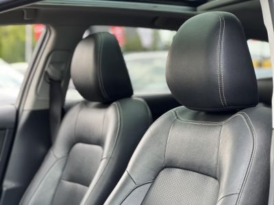 TOYOTA AVENSIS Touring Sports 2.0 Executive CVT Magyarországi. Magasan felszerelt. Rendszeresen karbantartott!