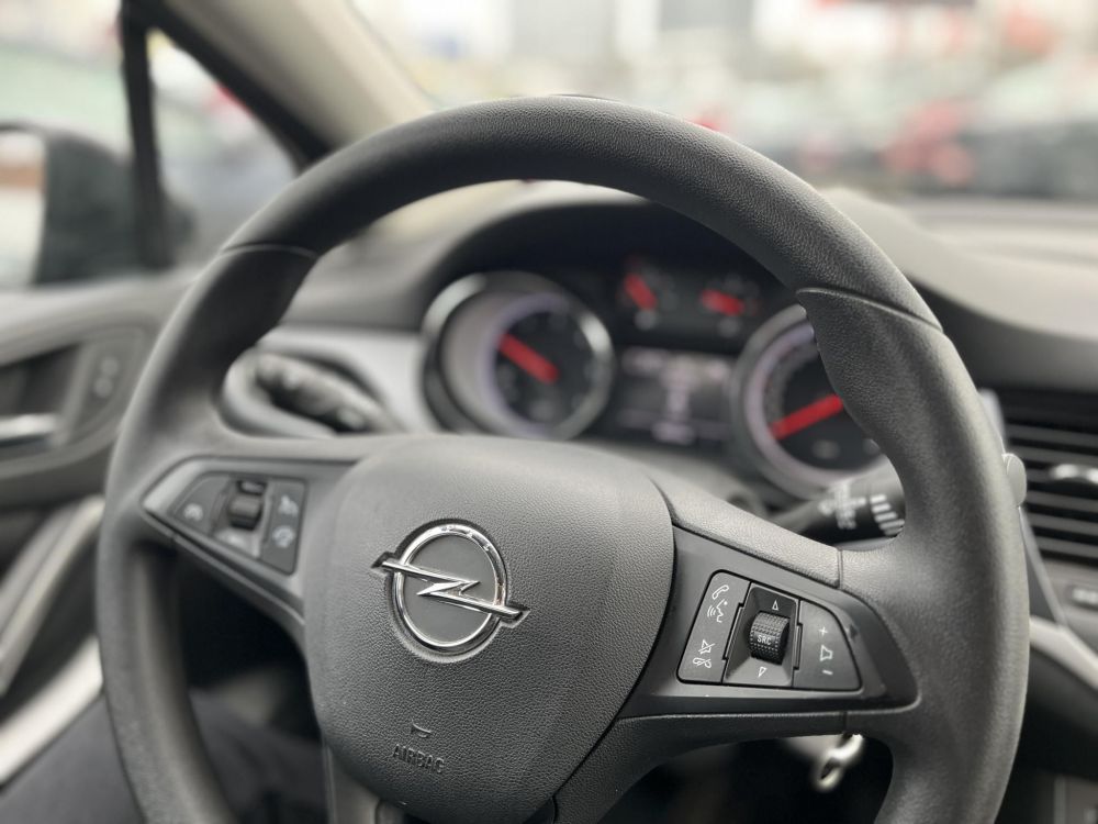 OPEL ASTRA K Sports Tourer 1.5 CDTI Business Edition Tolatóradar. tempomat. keveset futott