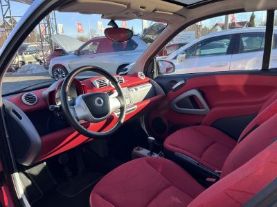 SMART FORTWO 1.0 Micro Hybrid Drive Pure Softouch COUPE 92e km. panoráma tető. frissen szervizelt