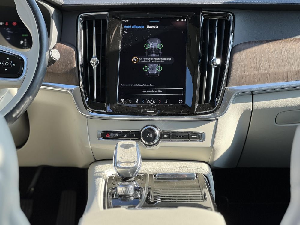 VOLVO V90 2.0 [T6] Recharge Inscription AWD Geartronic Vajbőr belső. összkerékhajtás. frissen szervizelt!