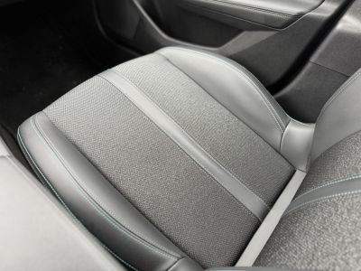 PEUGEOT 308 SW 1.5 BlueHDi Allure LED Tempomat Navi Mirrorscreen Bluetooth 360kamera