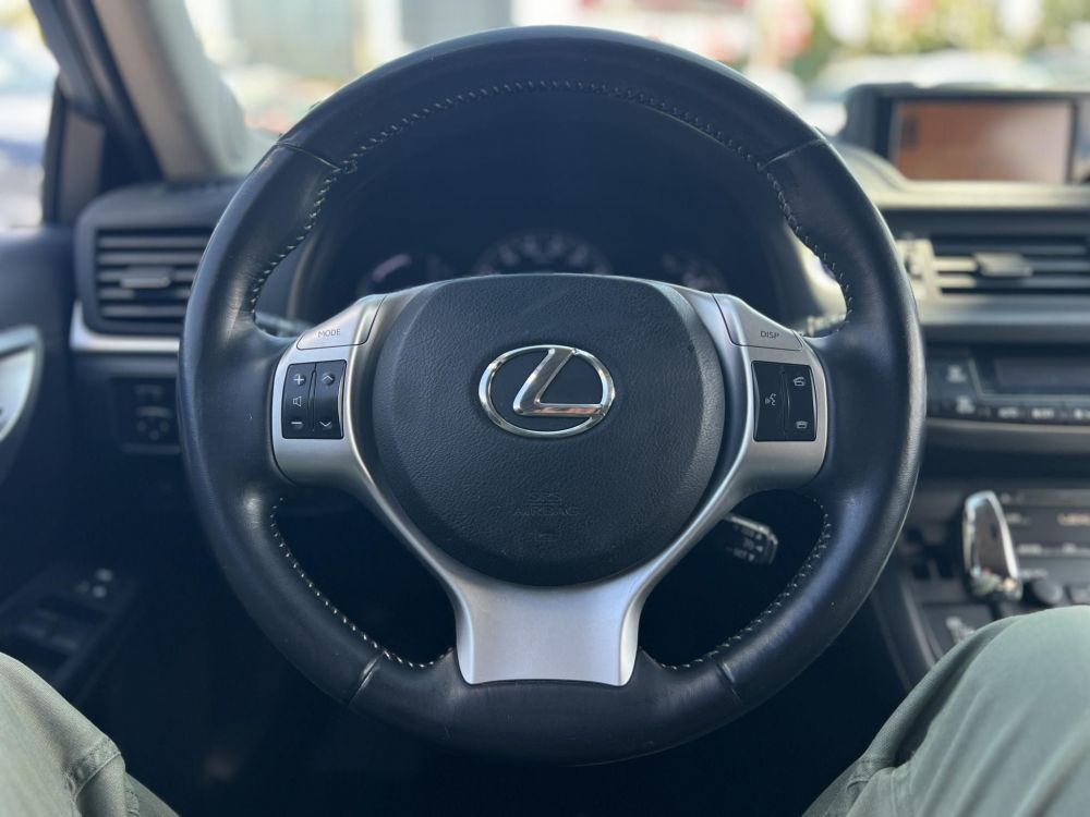 LEXUS CT 200h Executive (Automata) 140e km. Tempomat Tolatókamera Nagy szerviz!