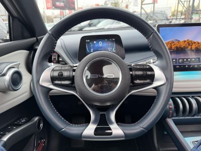 BYD ATTO 3 Design 60,4kWh LFP. M.o.-i. 1.tul. garanciális. panorámatető. világos belső!