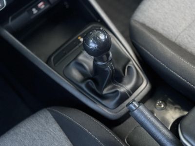 KIA STONIC 1.25 MPI Style 63e km. Magyarországi. Gyári fényezés. Végig vezetett szervizkönyv!