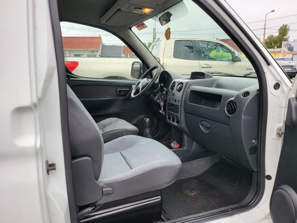 CITROEN BERLINGO 1.9 D Hűtős 0-5 fok!