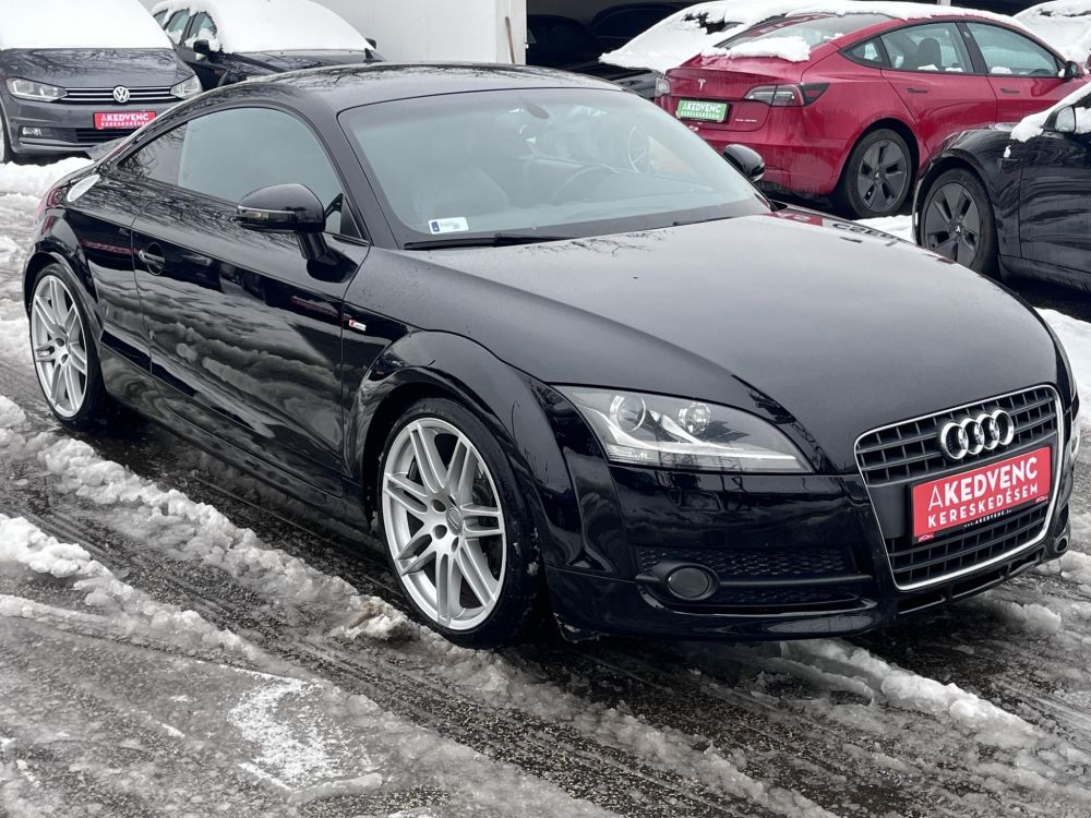 AUDI TT Coupe 2.0 TFSI S-tronic