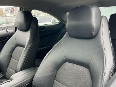 MERCEDES-BENZ C 220 CDI BlueEFFICIENCY (Automata) Live Traffic Xenon Ülésfűtés Bluetooth Rendszeresen szervizelt!