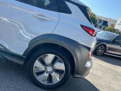 HYUNDAI KONA EV 64kWh Premium Magas felszereltség. megkímélt állapot!