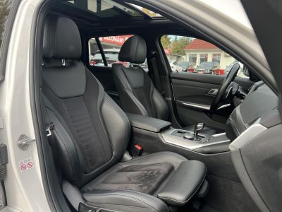 BMW 330e M Sport (Automata) Frissen szervizelt. LED Panorámatető ACC Holttér Keyless Sávtartó