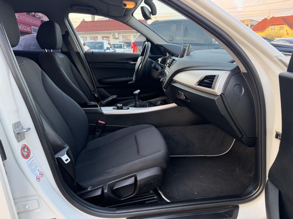 BMW 114d 140e km. Klíma Bluetooth 5L/100km!