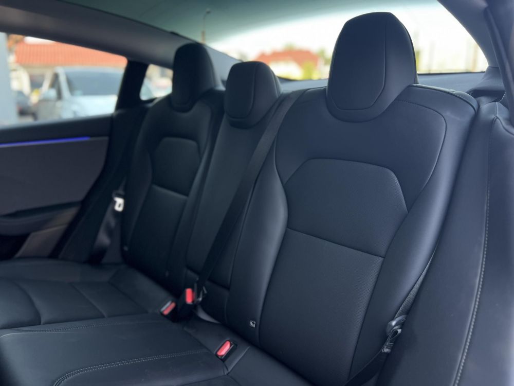 TESLA MODEL 3 RWD Premium (Automata) HIGHLAND. 27e km. AMD Ryzen. mátrix LED. Garanciális!