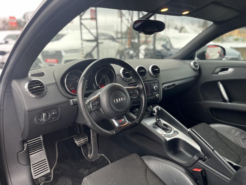 AUDI TT Coupe 2.0 TFSI S-tronic