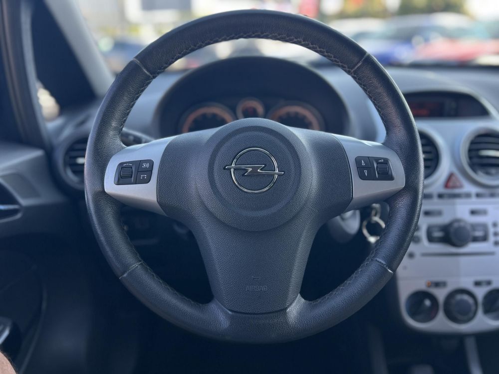 OPEL CORSA D 1.4 Selection Ülés- és Kormányfűtés. klíma