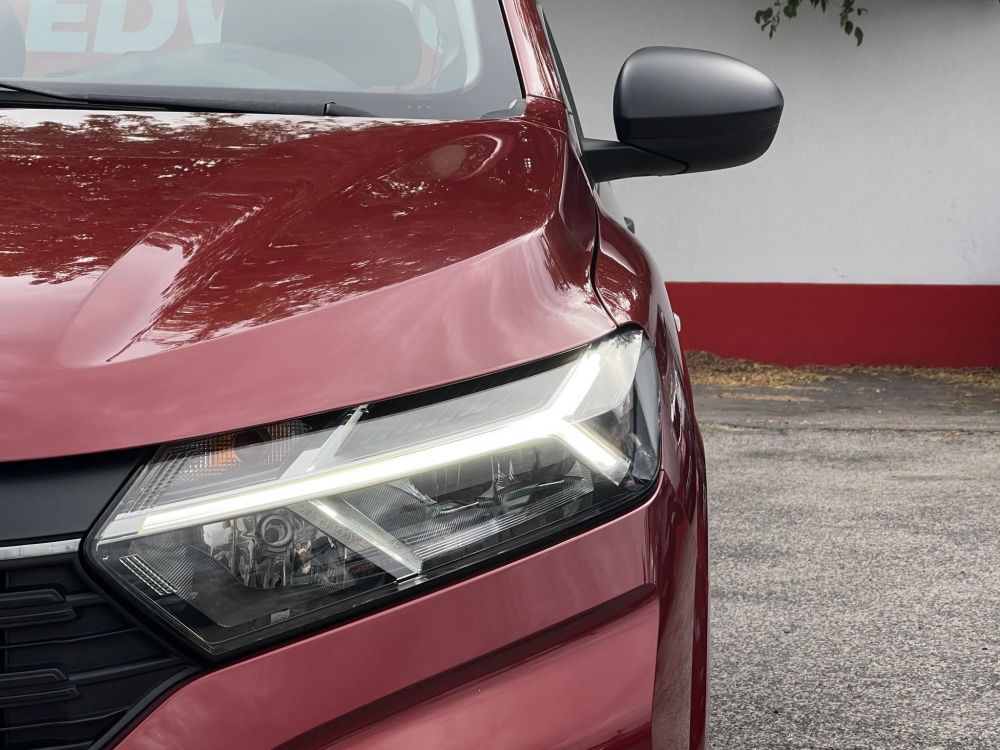 DACIA SANDERO 1.0 TCe Essential Magyarországi. Gyári fényezés. Végig vezetett szervizkönyv!