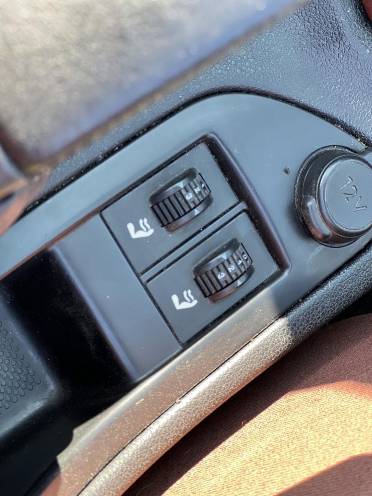 PEUGEOT 308 CC 1.6 THP Premium Pack 91e km. Magyarországi. memóriás ülés. ülésfűtés. barna bőr. vezérlés cserélve!