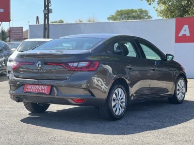 RENAULT MEGANE GrandCoupé 1.6 SCe Limited Magyarországi. 106e km Gyári fényezés Márkaszervizelt!