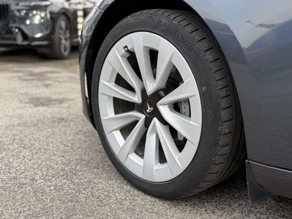 TESLA MODEL 3 Long Range AWD (Automata) 95e km. garanciális. mátrix LED. hőszivattyú. premium hifi