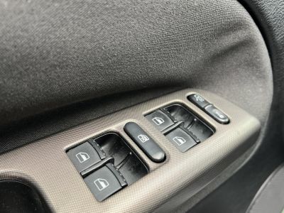 VOLKSWAGEN PASSAT 1.6 Comfortline Business