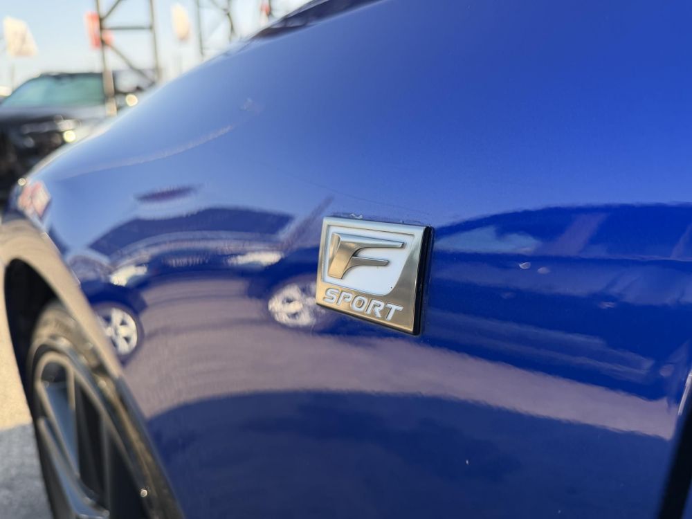 LEXUS IS 200t F Sport (Automata) 75e km. Magyarországi. Márkaszervizelt!