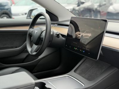 TESLA MODEL 3 Long Range AWD (Automata) 99e km. AMD Ryzen. mátrix LED. hőszivattyú. premium hifi. garanciális!